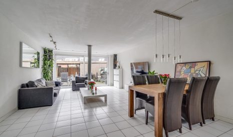 Te koop: Foto Woonhuis aan de J.J.P. Oudpad 25 in Amersfoort